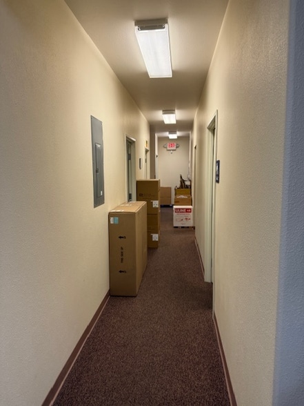 More Photos Of 935 Town Centre Dr, Medford Medical For Lease