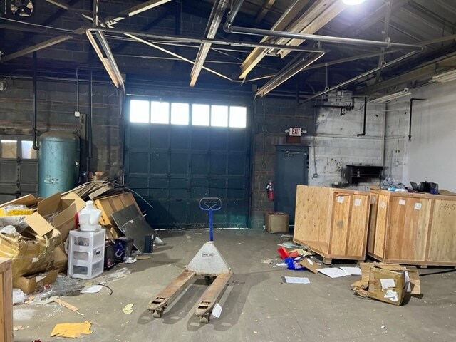 More Photos Of 100 Beecher Ave, Cheltenham Warehouse For Lease