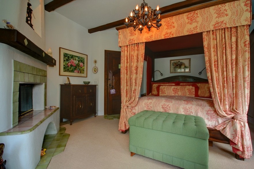 More Photos Of 48644 Victoria Ln, Oakhurst Hospitality For Sale