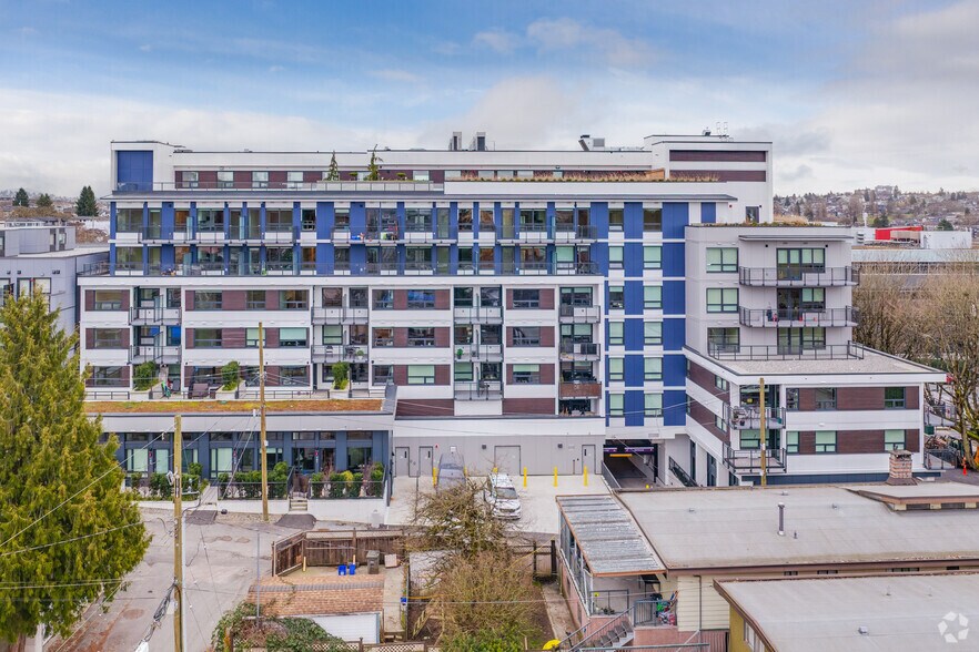 More Photos Of 2895 10th Av, Vancouver Apartments For Lease