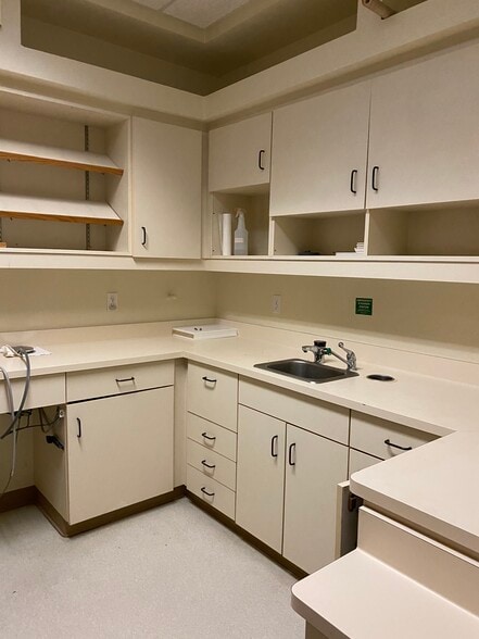 More Photos Of 1481 Live Oak Blvd, Yuba City Medical For Lease