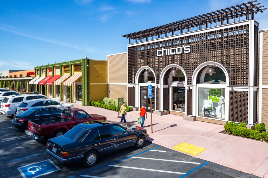 More Photos Of 3600-4020 Bel Aire Plz, Napa Unknown For Lease