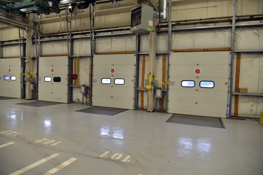 More Photos Of 10-14 New Bond St, Worcester Warehouse For Lease