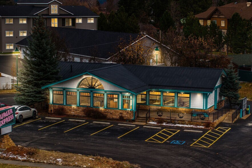 More Photos Of 1301 US-2 Hwy, Sandpoint Fast Food For Lease