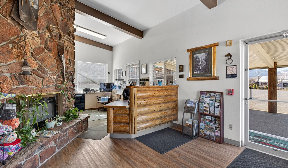 More Photos Of 102 E Greenwood St, Enterprise Hotel For Sale