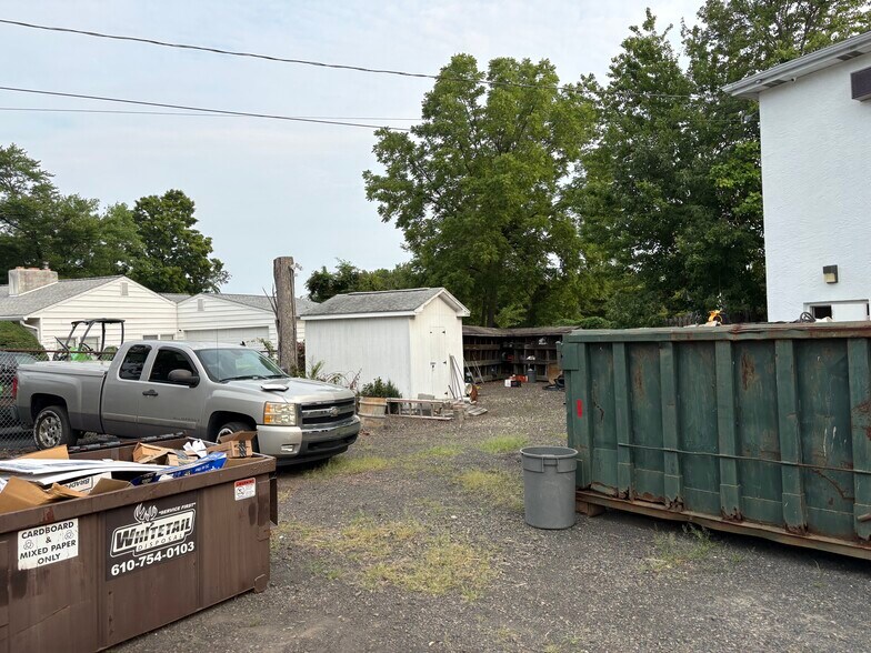 More Photos Of 210 Ruth Ave, Horsham Township Industrial For Sale