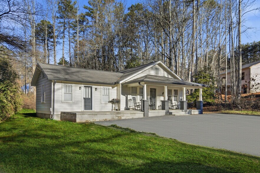 More Photos Of 1374 Dawsonville Hwy, Dahlonega Multifamily For Sale
