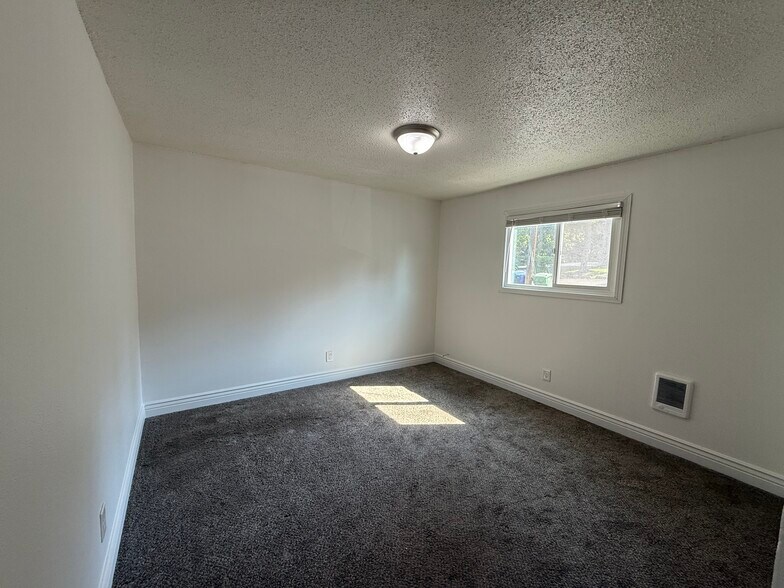 More Photos Of 1405 W 8th Ave, Spokane Apartments For Sale