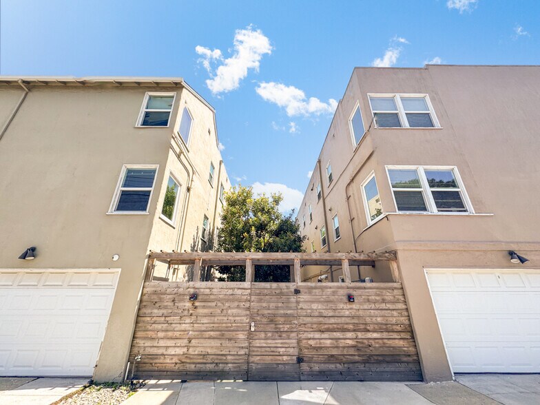 More Photos Of 185 Belleview Dr, San Leandro Apartments For Sale