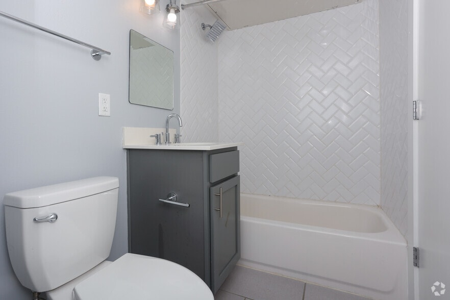 More Photos Of 4400 San Jacinto St, Dallas Apartments For Sale