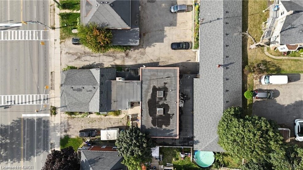 More Photos Of 225 Water St N, Cambridge Apartments For Sale