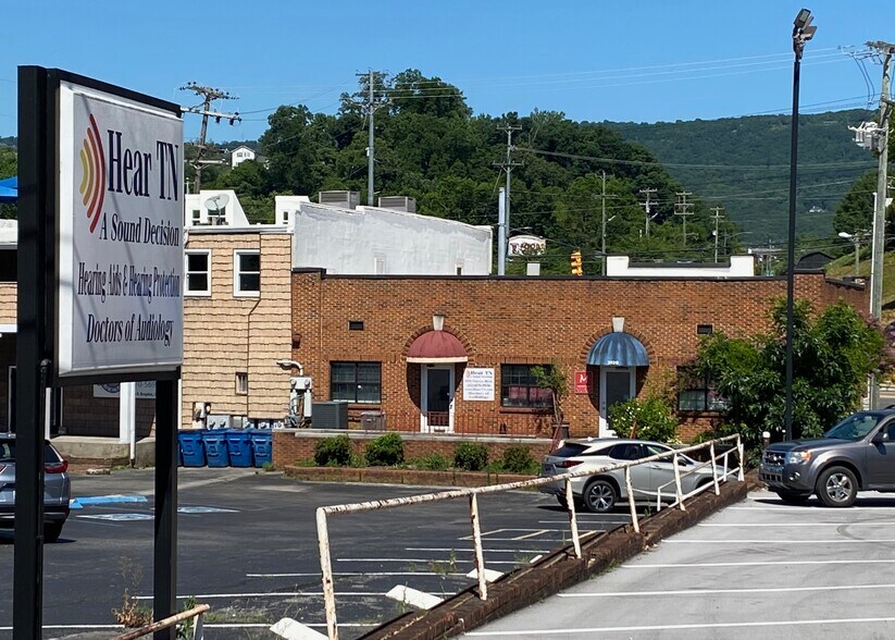 More Photos Of 3928 Dayton Blvd, Chattanooga Storefront For Sale