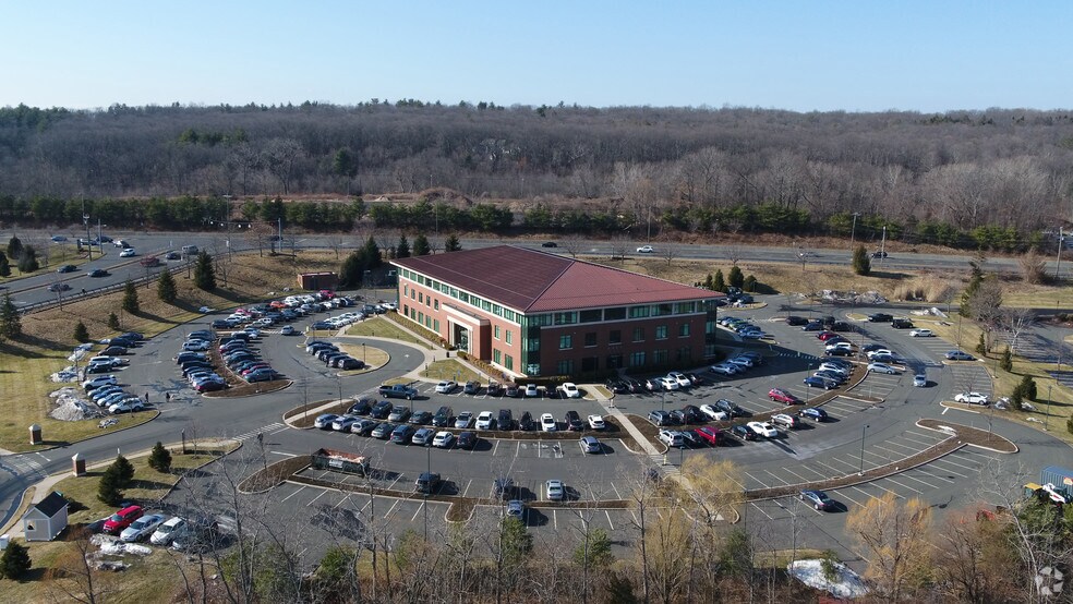 More Photos Of 399 Farmington Ave, Farmington Medical For Lease