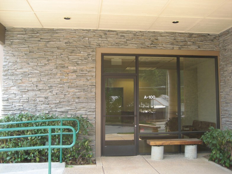 More Photos Of 1111 Dunbar Rd, Arnold Office For Sale