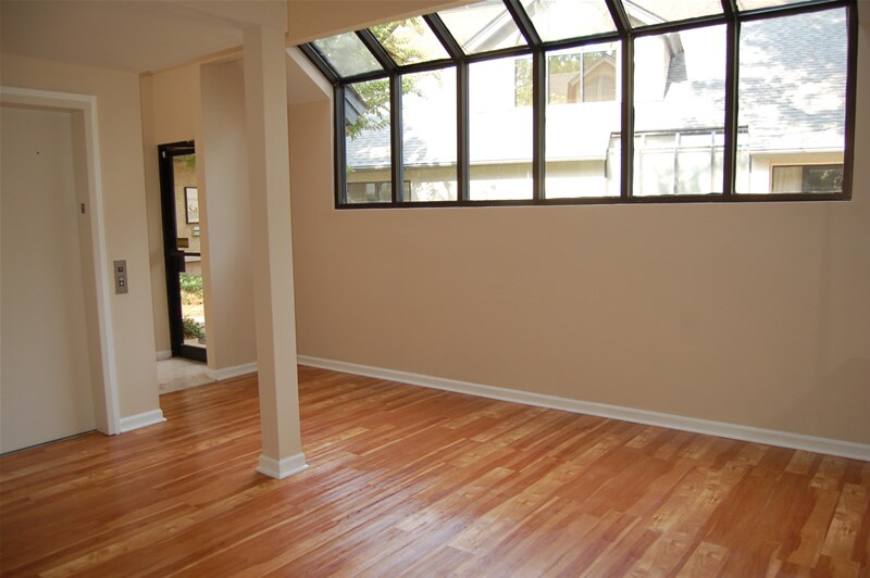 More Photos Of 35 Bill Fries Dr, Hilton Head Island Office For Sale