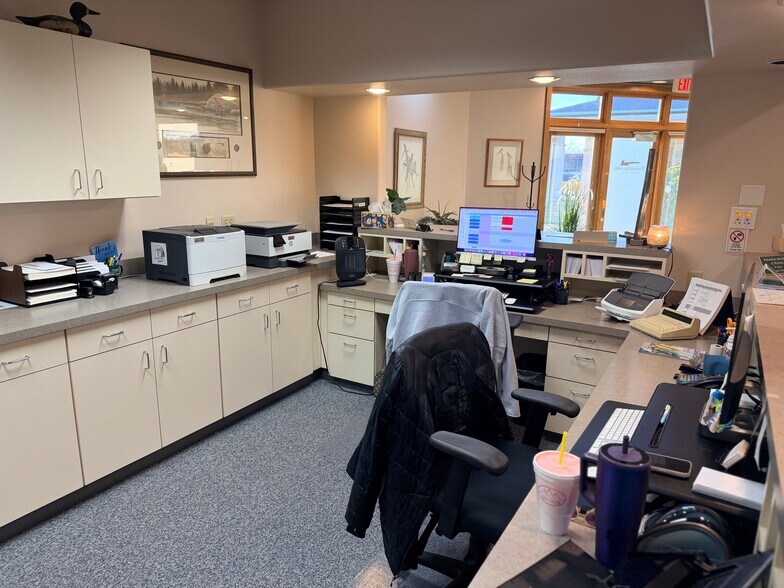 More Photos Of 50 27th St W, Billings Office For Lease