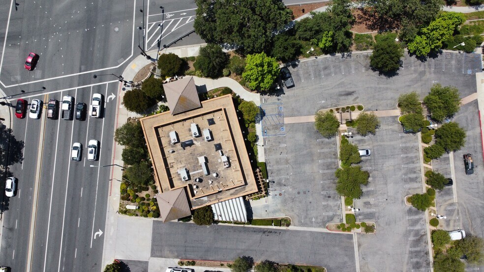 More Photos Of 5001-5033 Kanan Rd, Agoura Hills Unknown For Lease