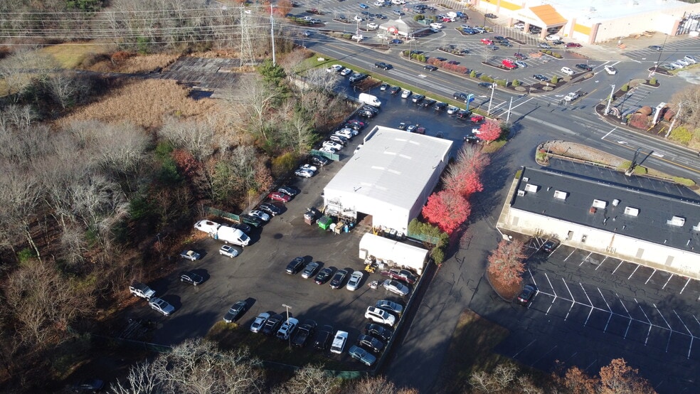 More Photos Of 1460 Pleasant St, Bridgewater Auto Dealership For Sale