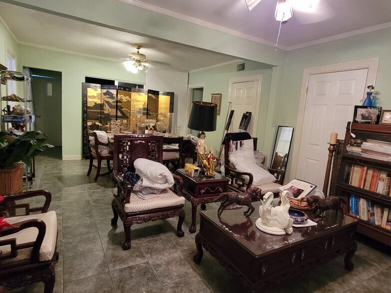 More Photos Of 2011 Binz St, Houston Apartments For Sale