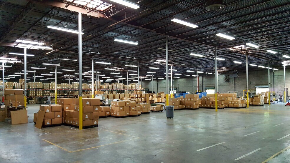 Primary Photo Of 220 Fontaine Dr, Ridgeway Industrial For Lease