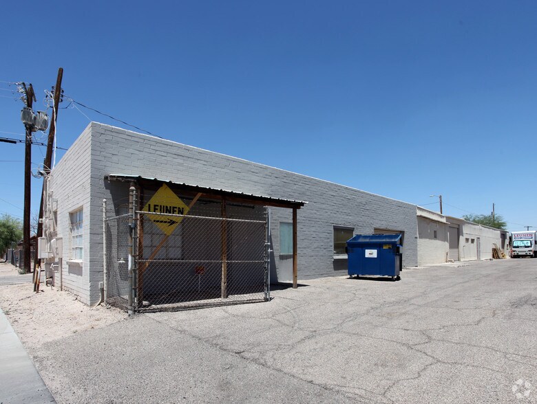 More Photos Of 548 W Speedway Blvd, Tucson Warehouse For Lease