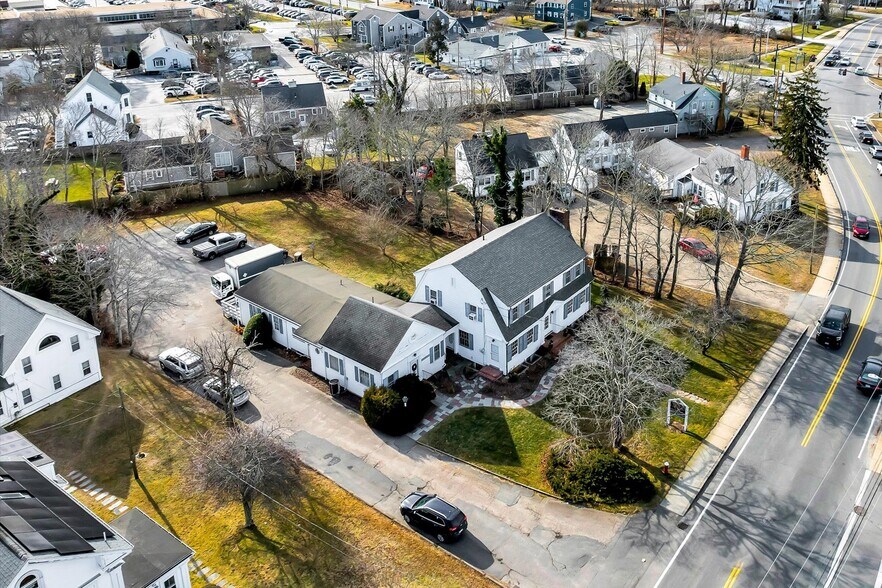 More Photos Of 83 Main St, Hyannis Medical For Sale