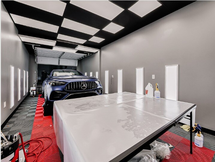 More Photos Of 43000 W 9 Mile Rd, Novi Warehouse For Lease