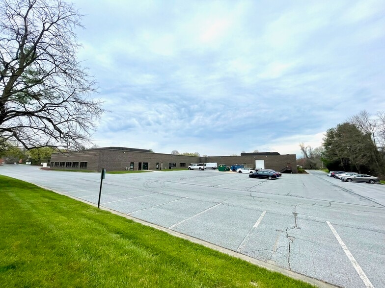 More Photos Of 3600 Crondall Ln, Owings Mills Light Manufacturing For Lease