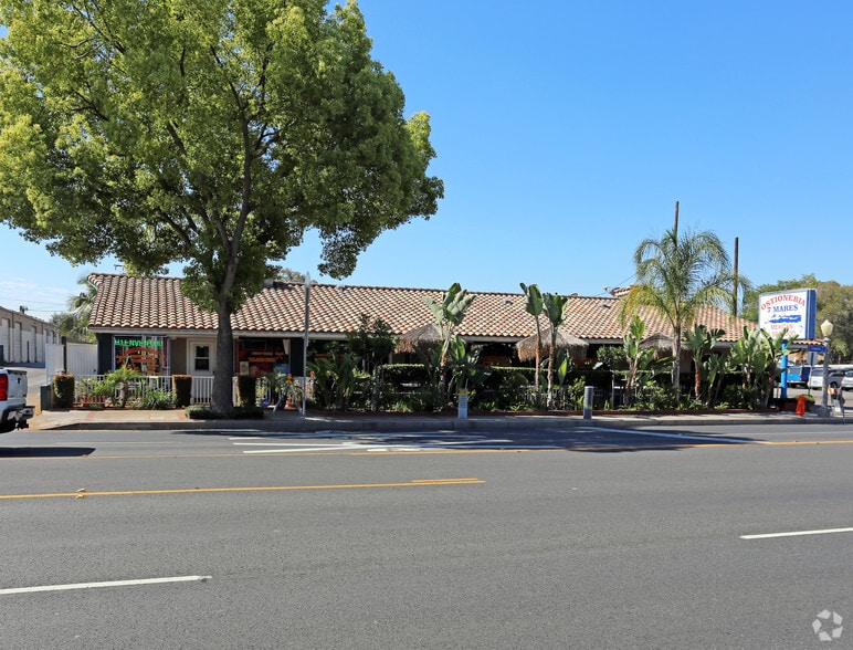 More Photos Of 528 W Chapman Ave, Orange Freestanding For Sale