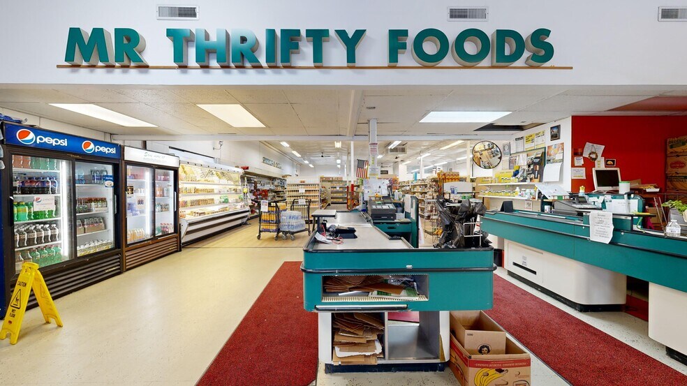 More Photos Of 201 N 14th St, Billings General Retail For Sale