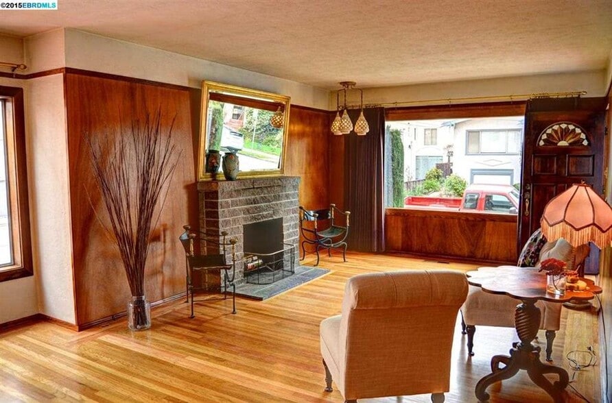 More Photos Of 986 Kains Ave, Albany Apartments For Sale