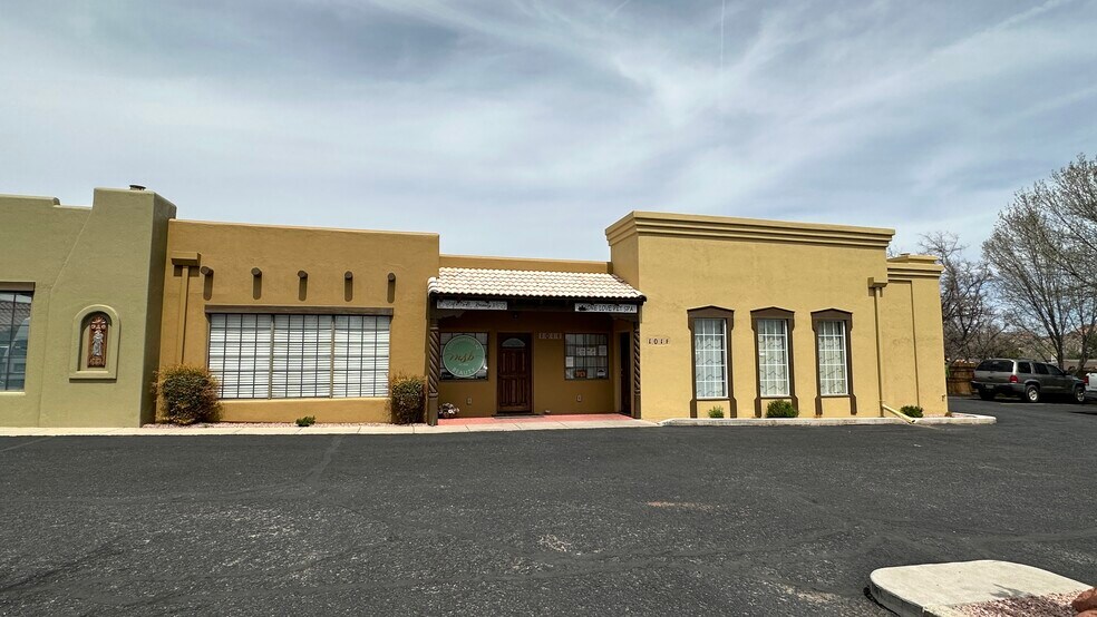 More Photos Of 101 S Main St, Cottonwood General Retail For Lease
