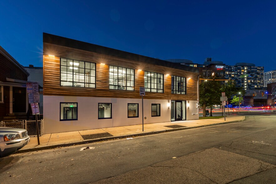 More Photos Of 15-17 Winter St, Cambridge Office For Lease