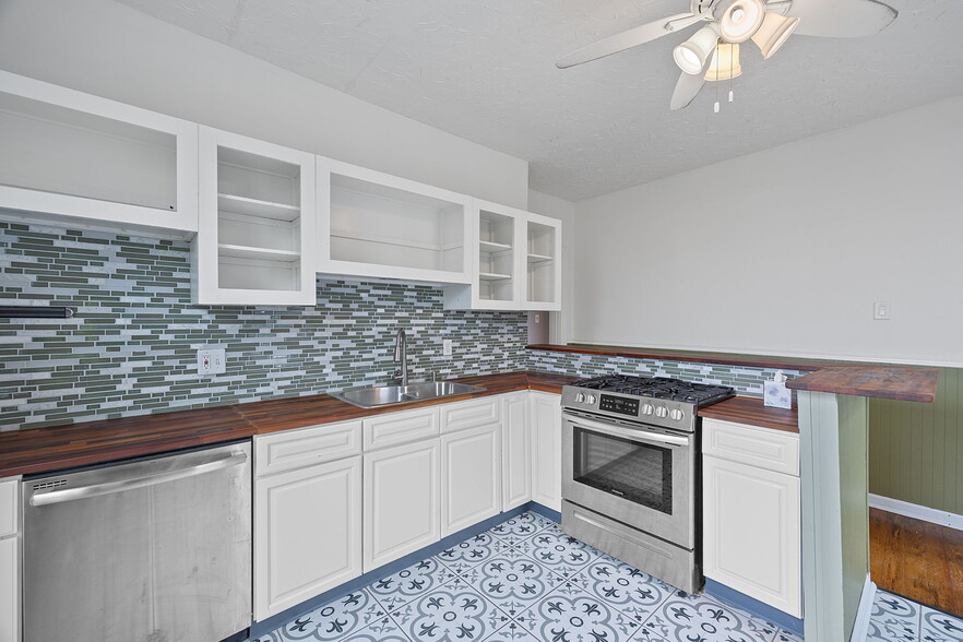 More Photos Of 3627 Hillside Ave, Cincinnati Multifamily For Sale