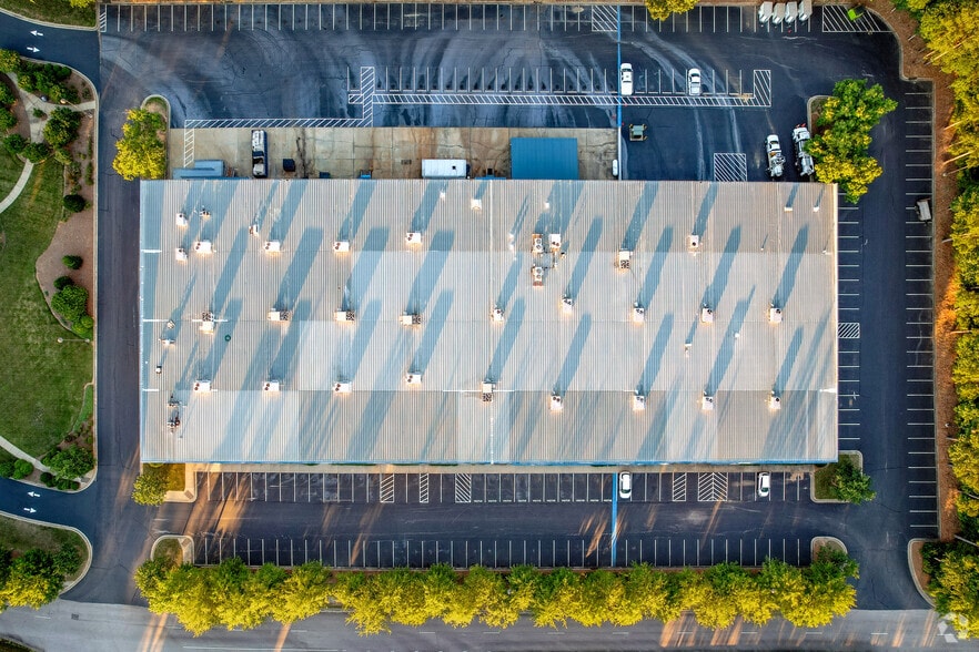 More Photos Of 2641 Sumner Blvd, Raleigh Unknown For Lease