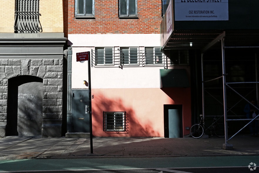More Photos Of 25 Bleecker St, New York Apartments For Sale
