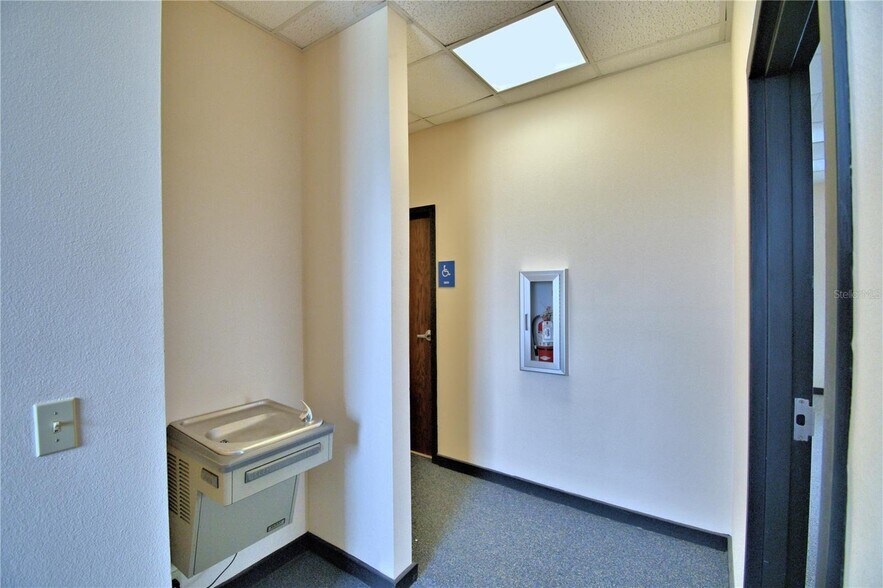 More Photos Of 43344 Highway 27, Davenport Coworking Space