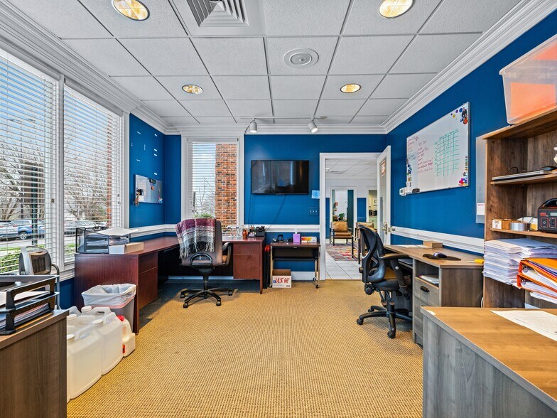 More Photos Of 77 Central Ave, Asheville Office For Sale