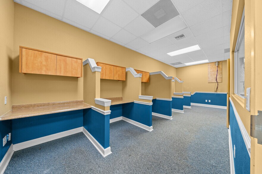 More Photos Of 5925 SE Abshier Blvd, Belleview Medical For Sale