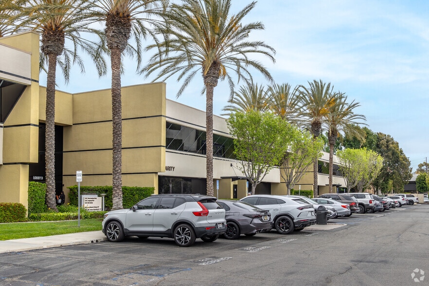 More Photos Of 17701 Cowan, Irvine Office For Sale
