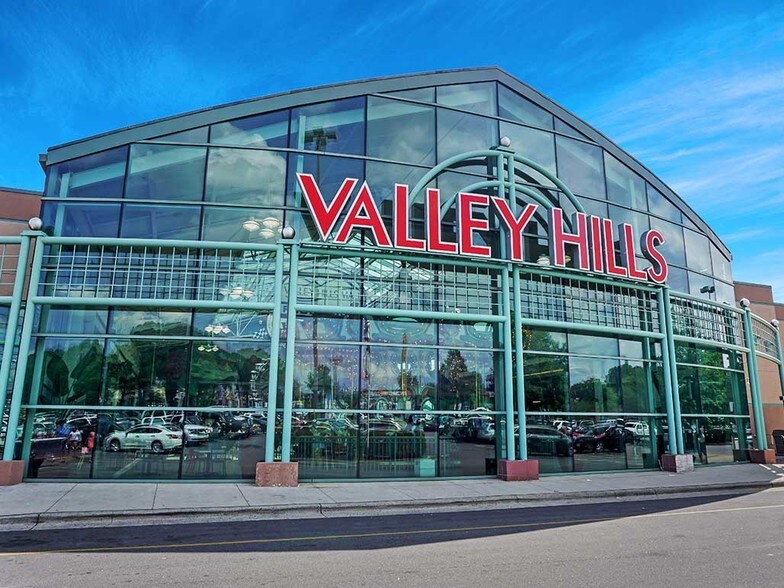 More Photos Of 1716 Us Highway 70 SE, Hickory Storefront For Sale