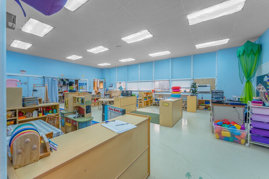 More Photos Of 300 North St, Waynesburg Schools For Sale