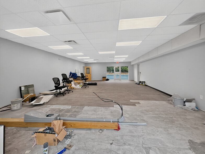 More Photos Of 5234 N Roxboro Rd, Durham Freestanding For Lease