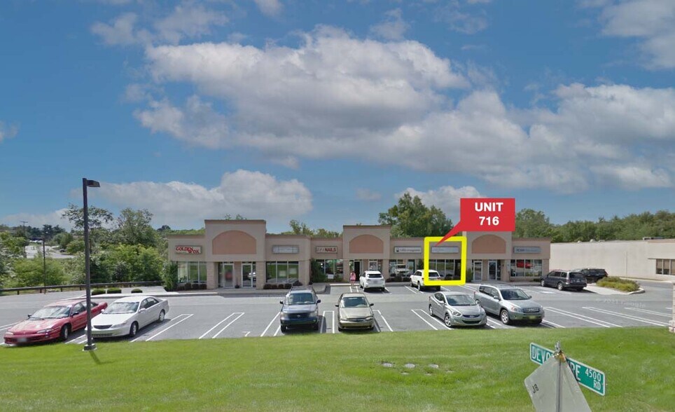 Primary Photo Of 700-736 Colonial Rd, Harrisburg General Retail For Lease