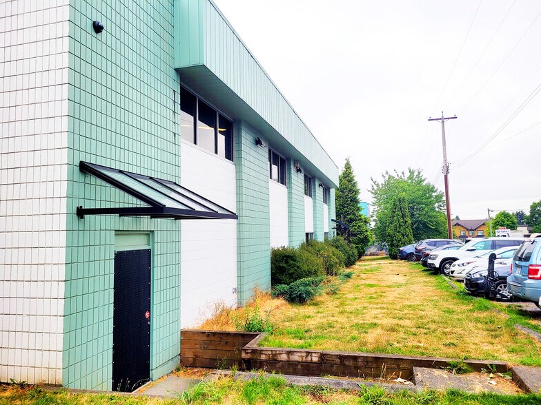 Primary Photo Of 7224 Curragh Av, Burnaby Warehouse For Sale