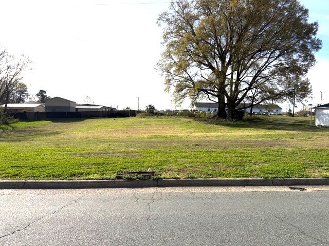 More Photos Of 503 E Bodenhamer St, Kernersville Land For Sale