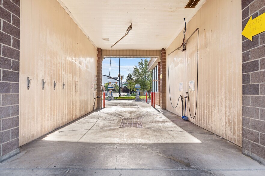 More Photos Of 10210 S Redwood Rd, South Jordan Carwash For Sale