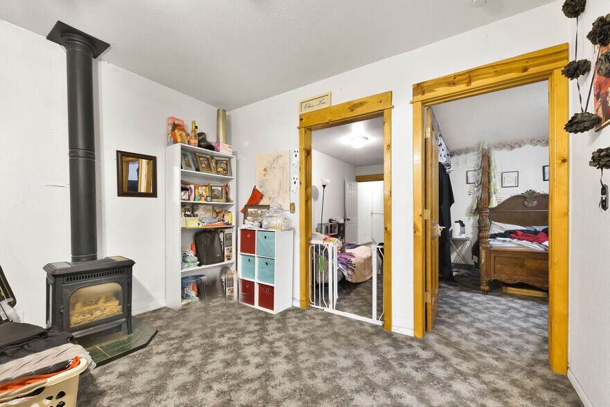 More Photos Of 16 N Main St, Payette Storefront Retail Residential For Sale