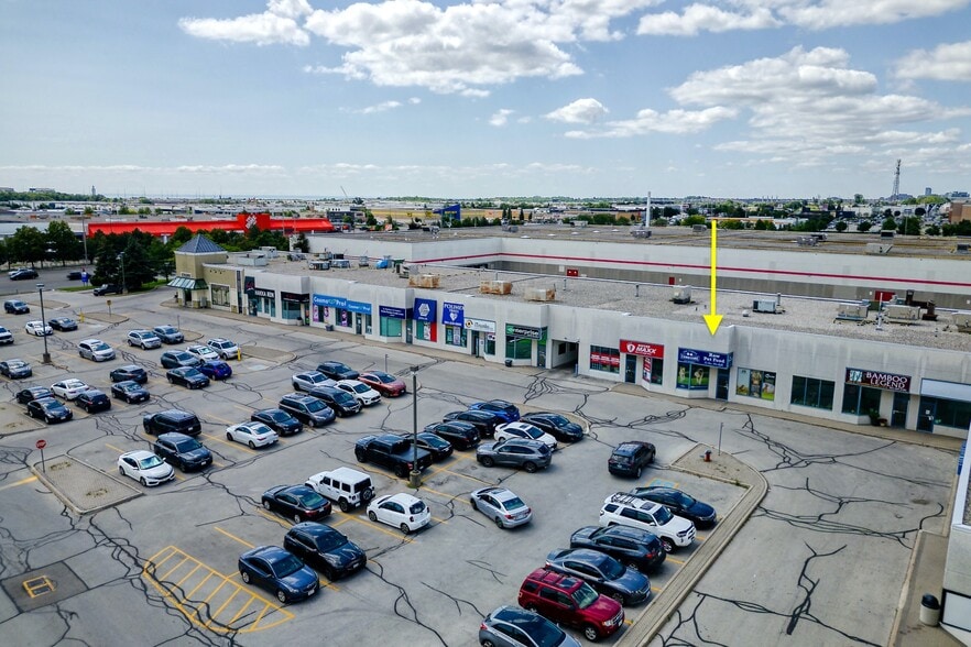 More Photos Of 3145 Dundas St W, Mississauga Storefront Retail Office For Lease