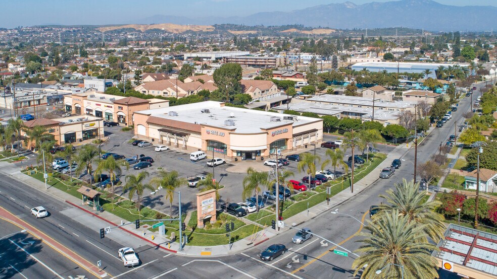 More Photos Of 9333 Whittier Blvd, Pico Rivera Drugstore For Lease